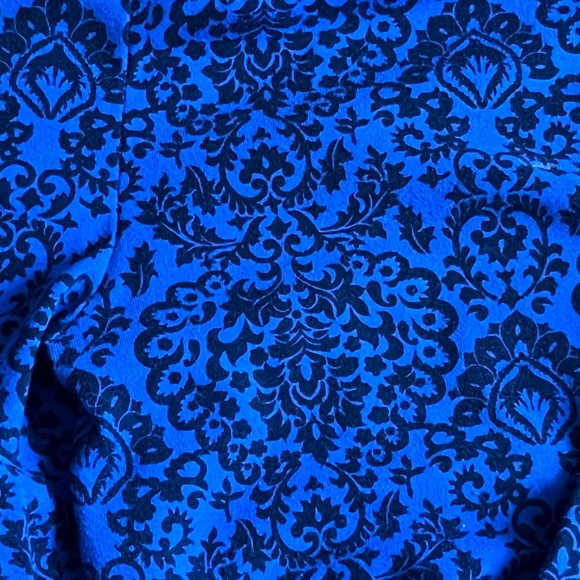 Aeropostale blue and black, damask leggings, size large like new - Picture 3 of 6